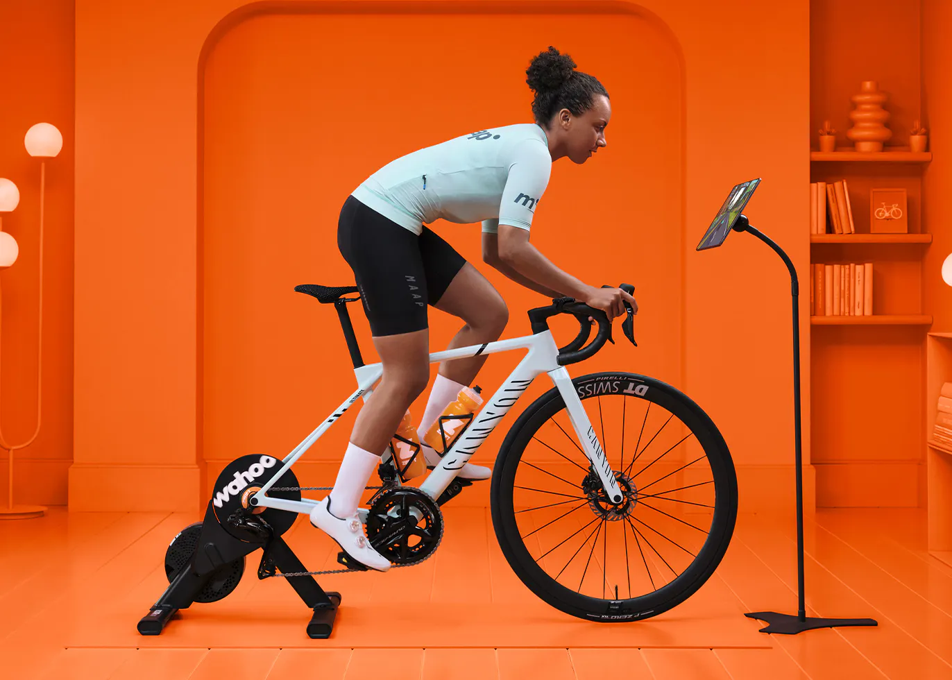 Zwift | スマートトレーナーとスマートバイクのためのインドア 